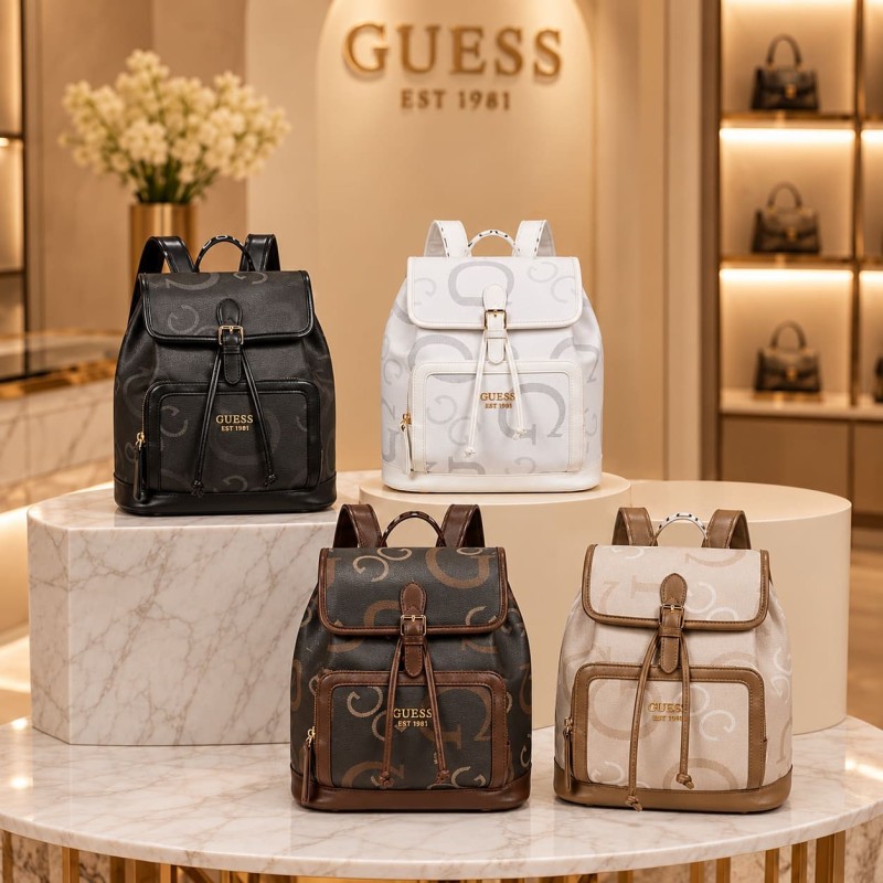 Bolso Mochila de Cuerina GUESS 24x28x13cm VG-605