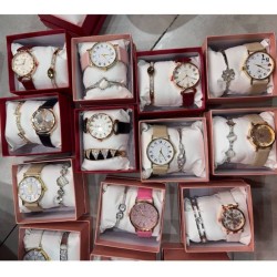 Set de Pulsera y Reloj de Mujer YH-015