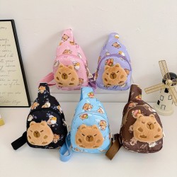 Bolso Infantil de Pecho con Pin de Peluche Capibara 2025-6