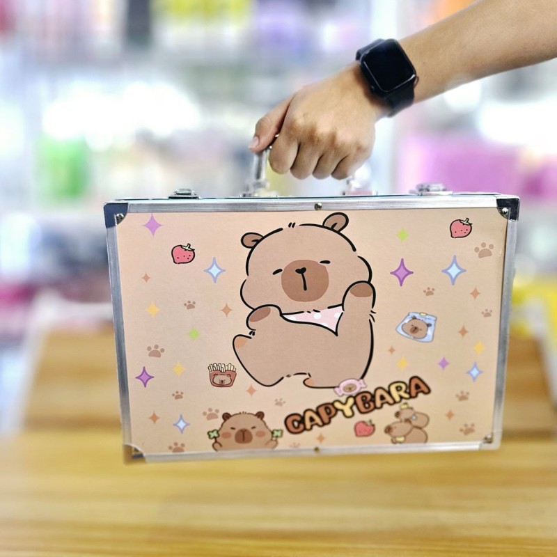 Maletin Set de Arte 145 pcs Capibara Disney Labubu