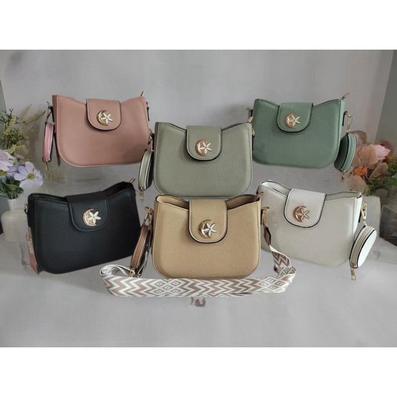 CARTERA CON BROCHE DE LUNA  FQ-A0160