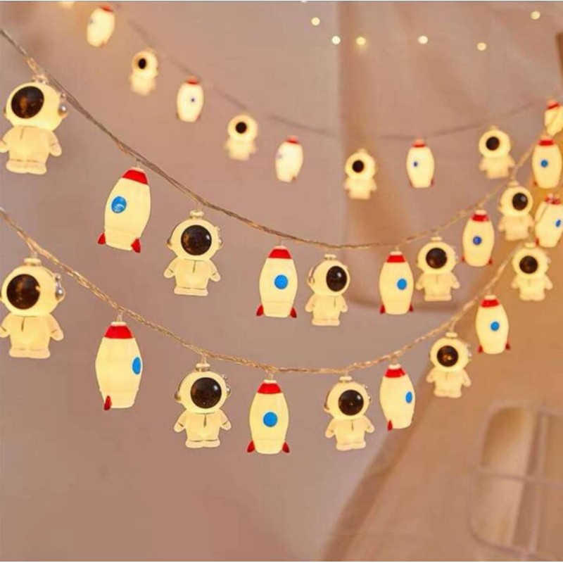 LUCES ASTRONAUTA Y COHETE PUERTO USB YGY0860