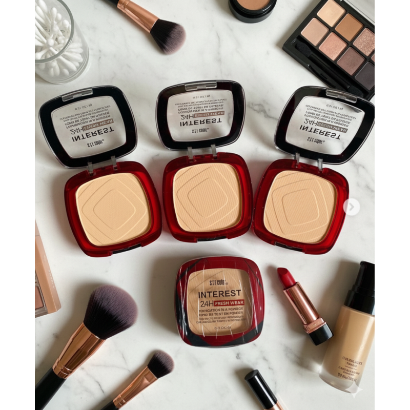 POLVO COMPACTO INTEREST 24H FRESH WEAR S.F.R COLOR 7815